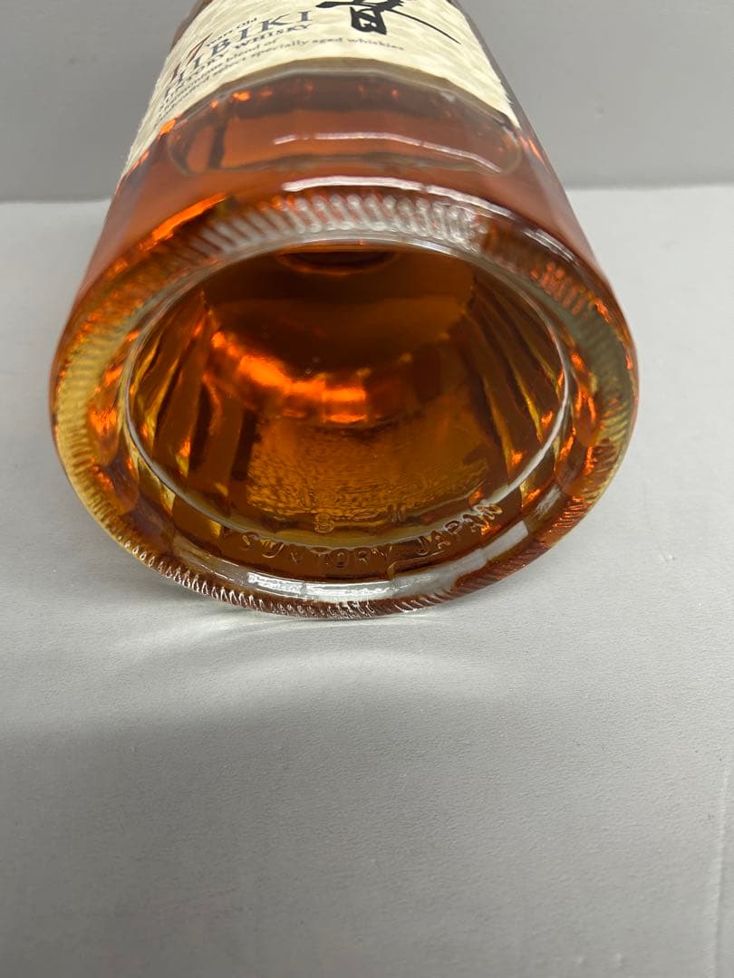 響17年 サントリー ウイスキー　WHISKY 箱無し　700ml
