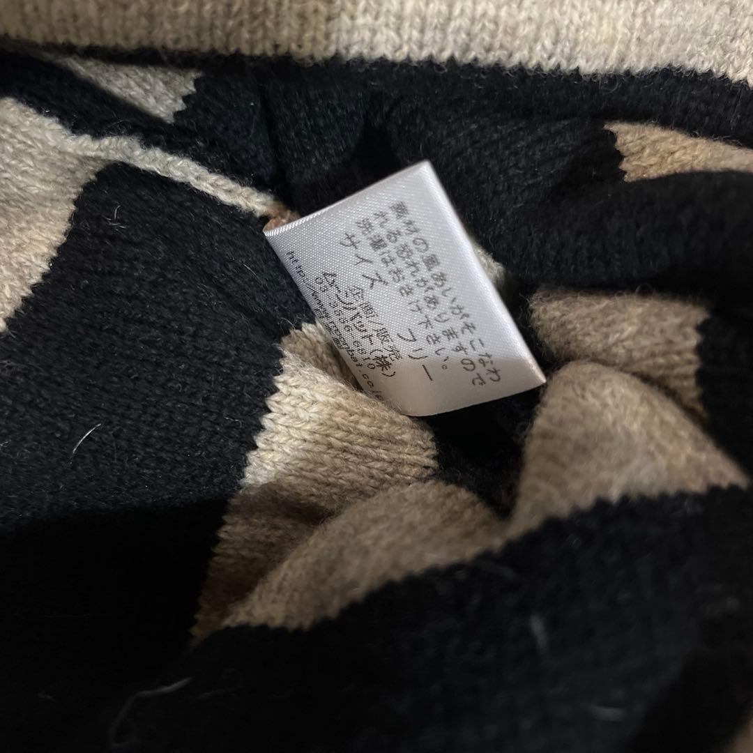 ヴィヴィアンウエストウッド　耳当て付きボンボンニット帽　ボーダーNANAシン着用