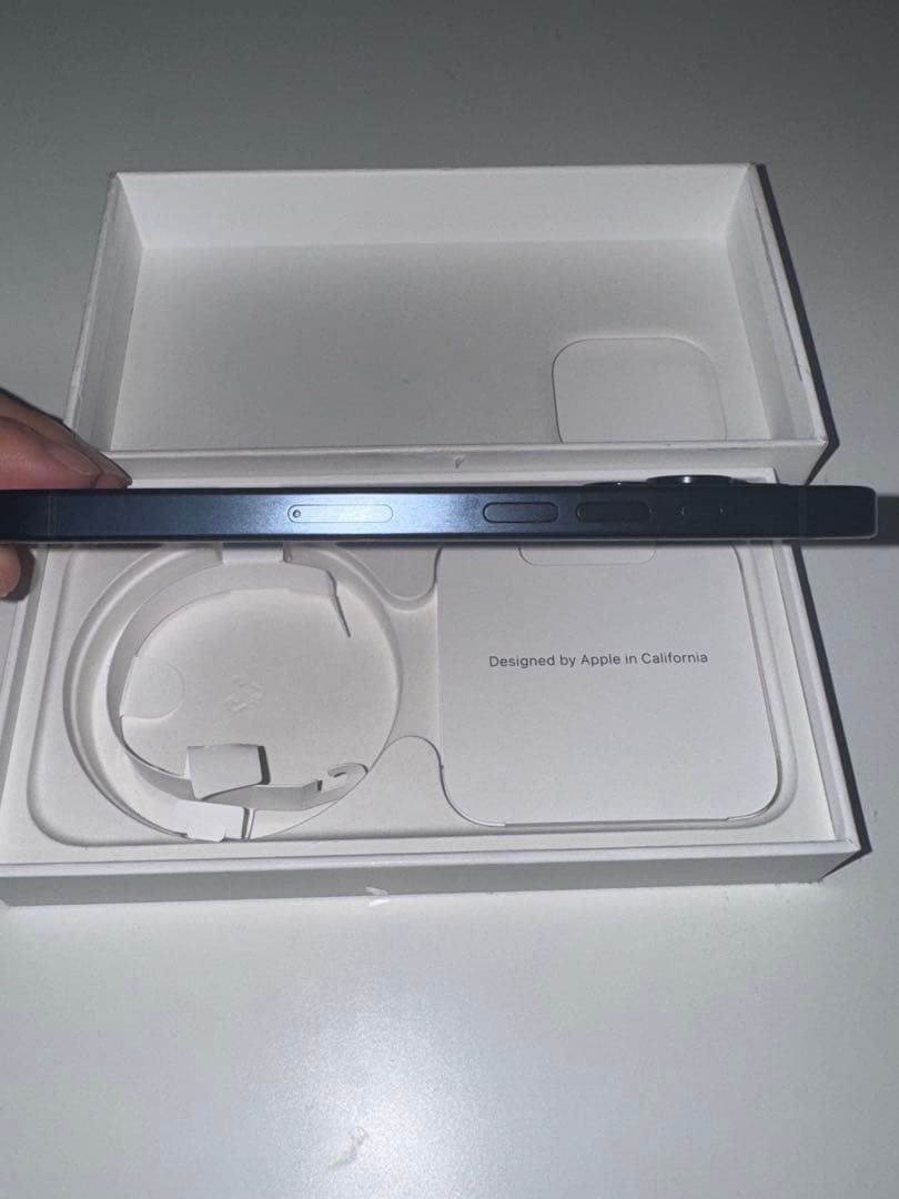 iPhone 15 Pro ブルーチタニウム 256GB SIMフリー