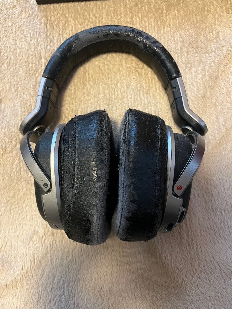 SONY 有線ヘッドホン イヤーパッド劣化　変えあり