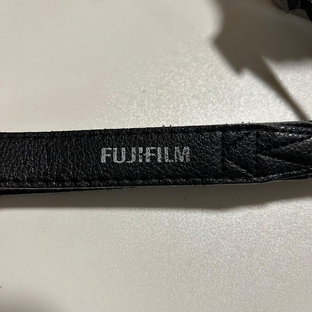 【美品】FUJIFILM X100F シルバー 純正レザーケース＋サムグリップ付