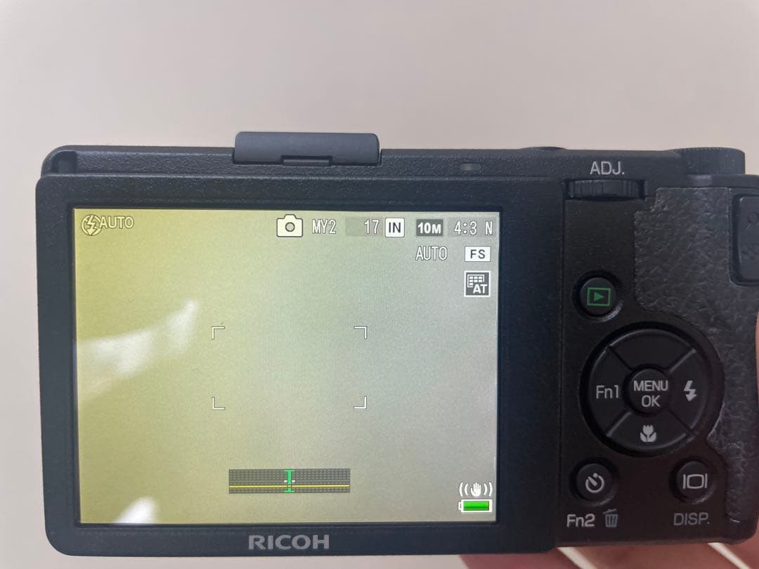 値下げ中！RICOH GR DIGITAL4リコーデジカメ　［ショット数232］