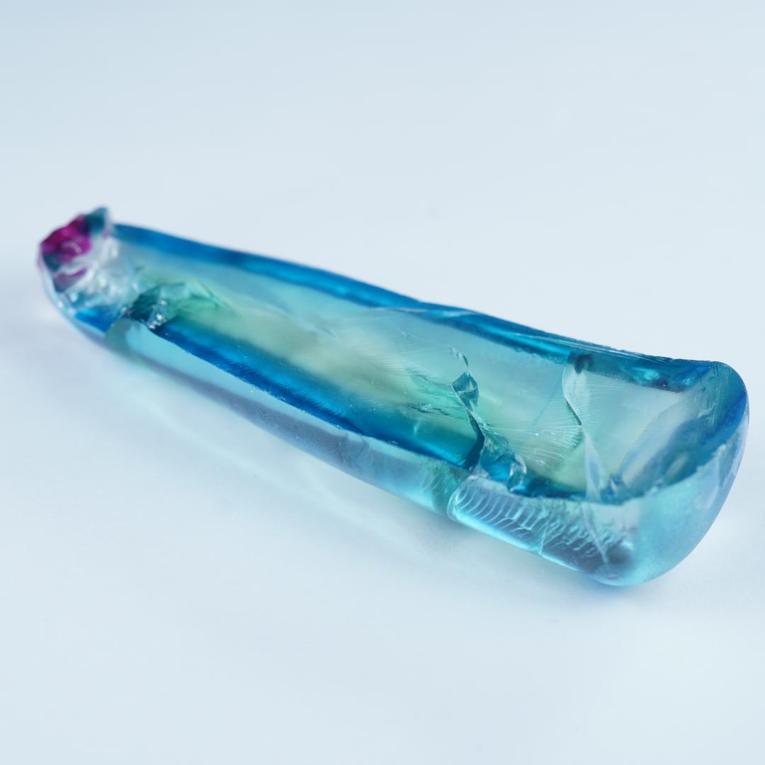 85.26ct パライバカラー 合成サファイア ハーフブール