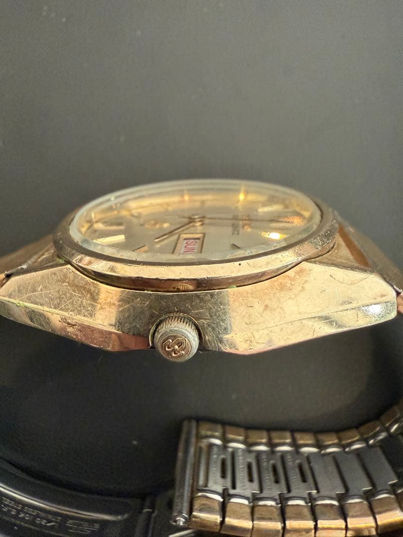 SEIKO グランドクォーツ CAP GOLD 赤SUN 可動品 電池交換済