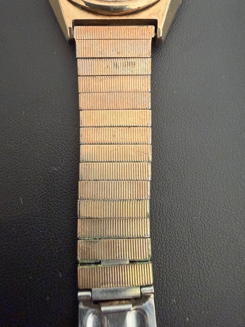 SEIKO グランドクォーツ CAP GOLD 赤SUN 可動品 電池交換済