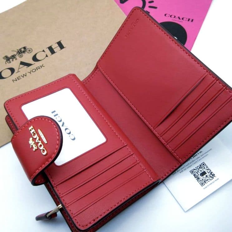 新作　新品　COACH　折り財布　レディース