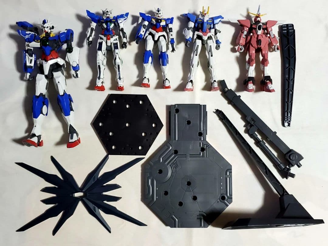 ガンプラ プラモデル 組立済み ジャンクパーツ 詰め合わせ まとめ売り