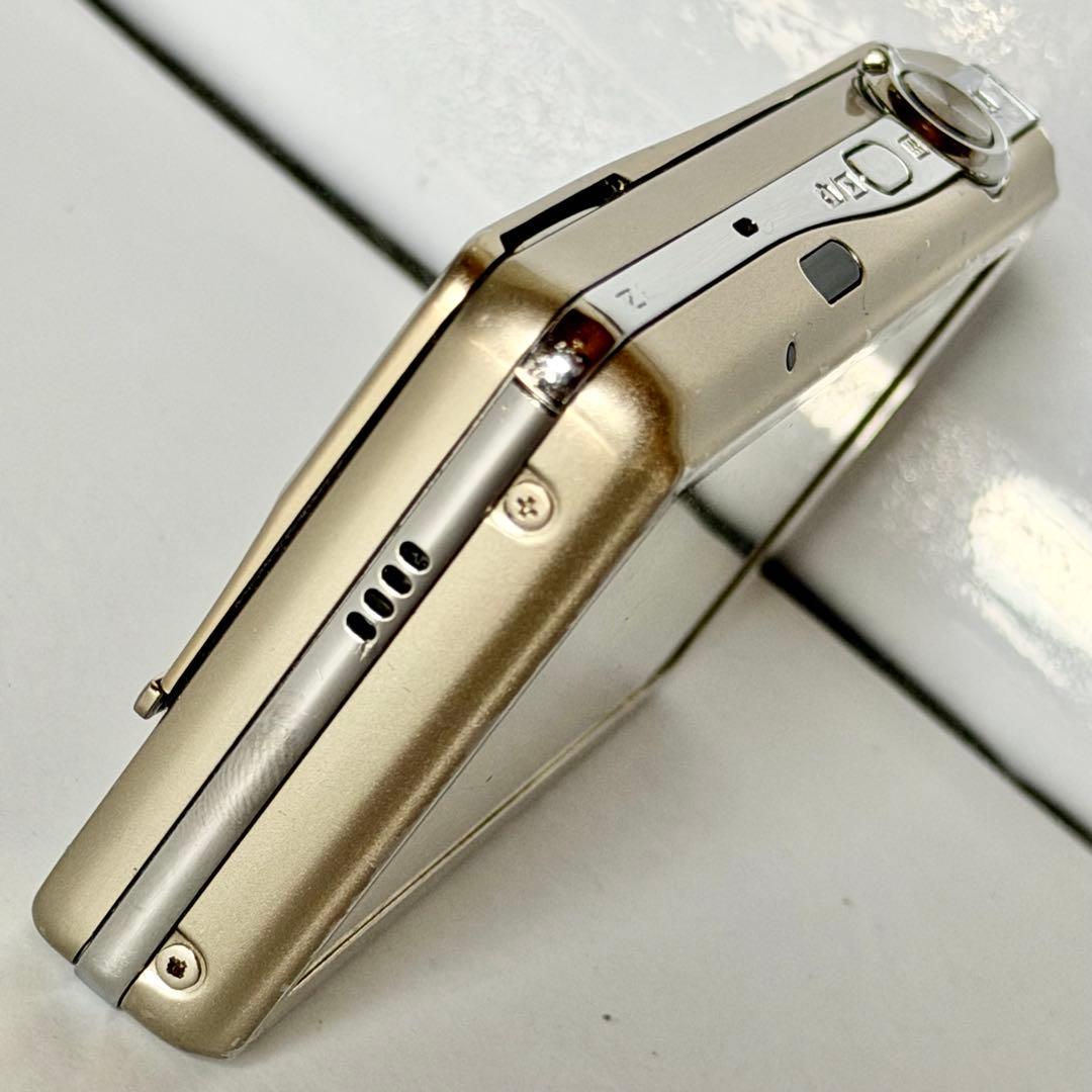 FUJIFILM「FinePix」Z800EXR