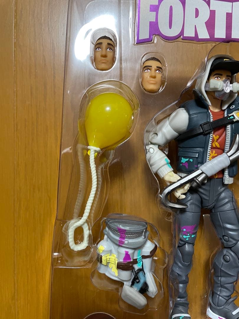 Fortnite Abstrakt フィギュア legendary