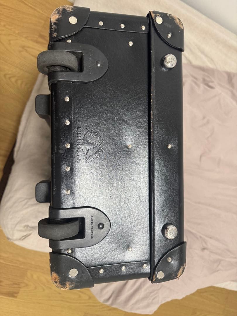 早いもの勝ち　美品　グローブトロッター センテナリー　18インチ　ブラック