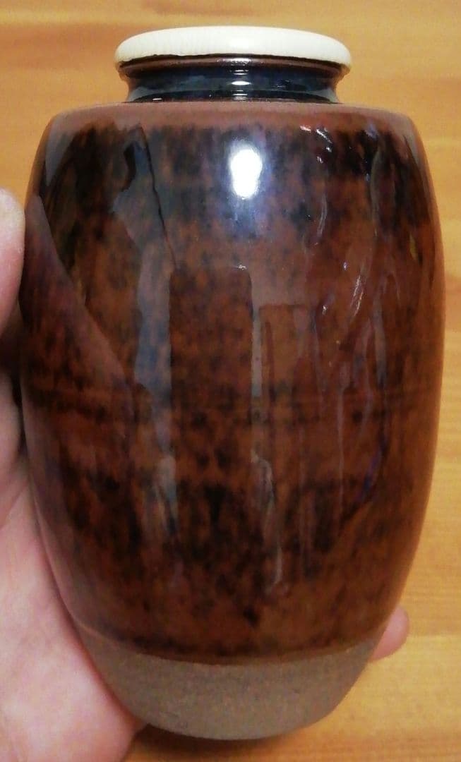 鬼丸雪山作　高取焼　茶入　共箱　仕服付　茶道具