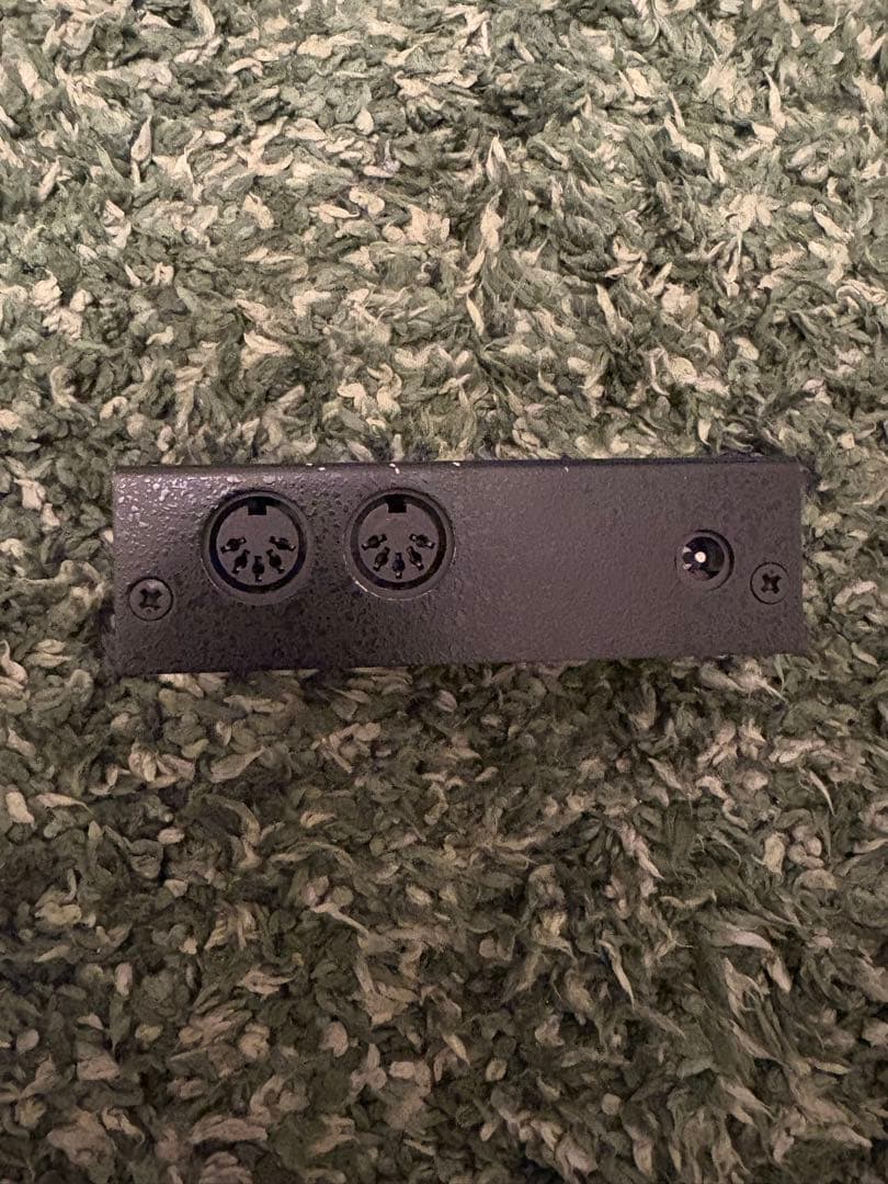 FREE THE TONE MB-5 MIDIスルーボックス