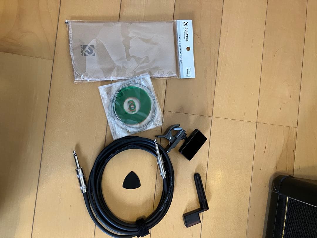 ヤマハ エレキギター PACIFICA PAC112Vアンプチューナーイヤホン他