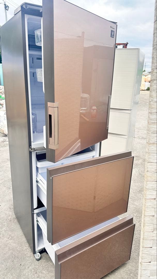 【井上】ブラウン 3ドア冷蔵庫 ガラス扉