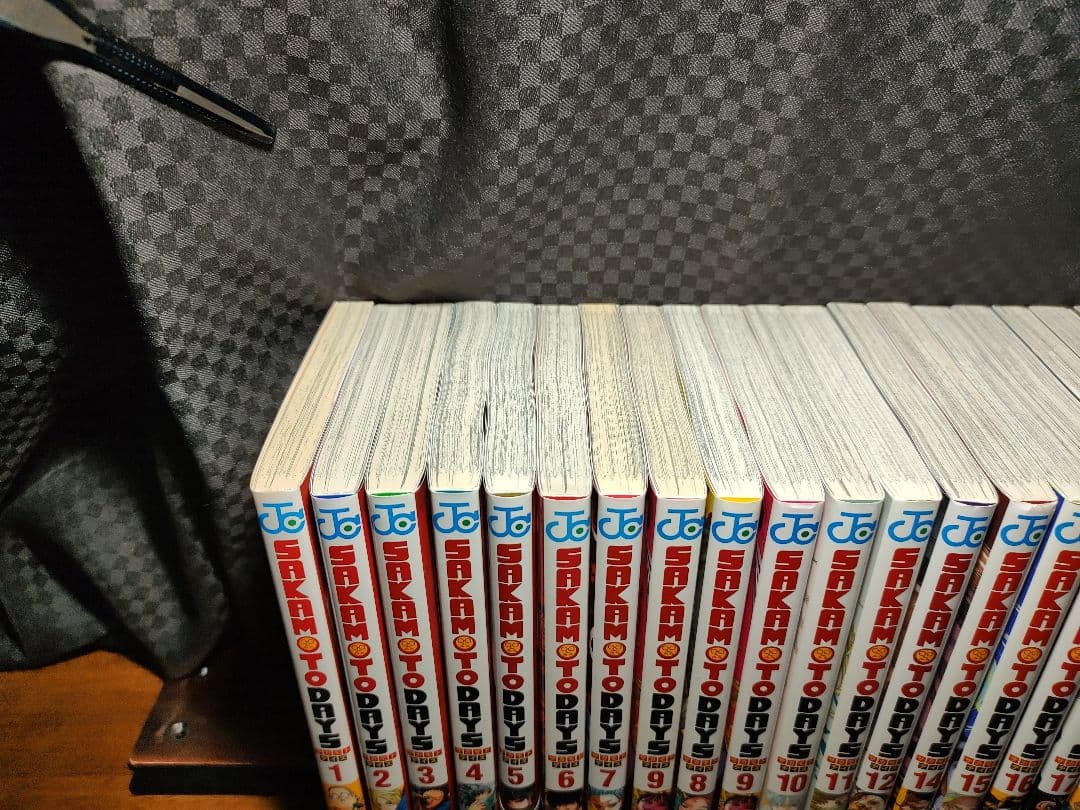 中古　SAKAMOTO DAYS　サカモトデイズ1〜25巻