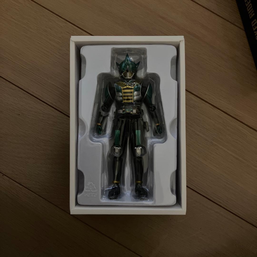 BANDAI SHFiguarts 真骨彫製法 仮面ライダーゼロノス