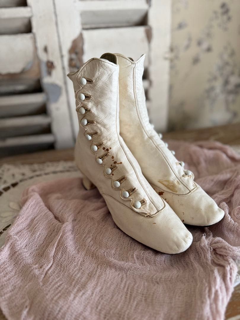 フランスアンティーク希少！ヴィクトリアンウェディングレザーボタンブーツ白