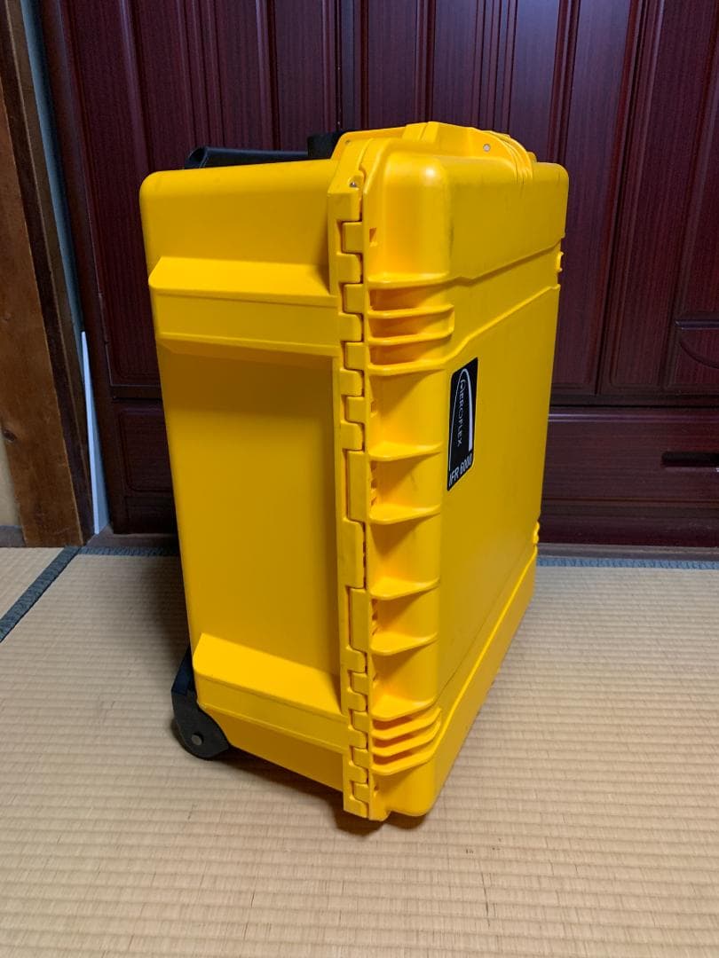 ペリカンみたいな頑丈なキャリーケース