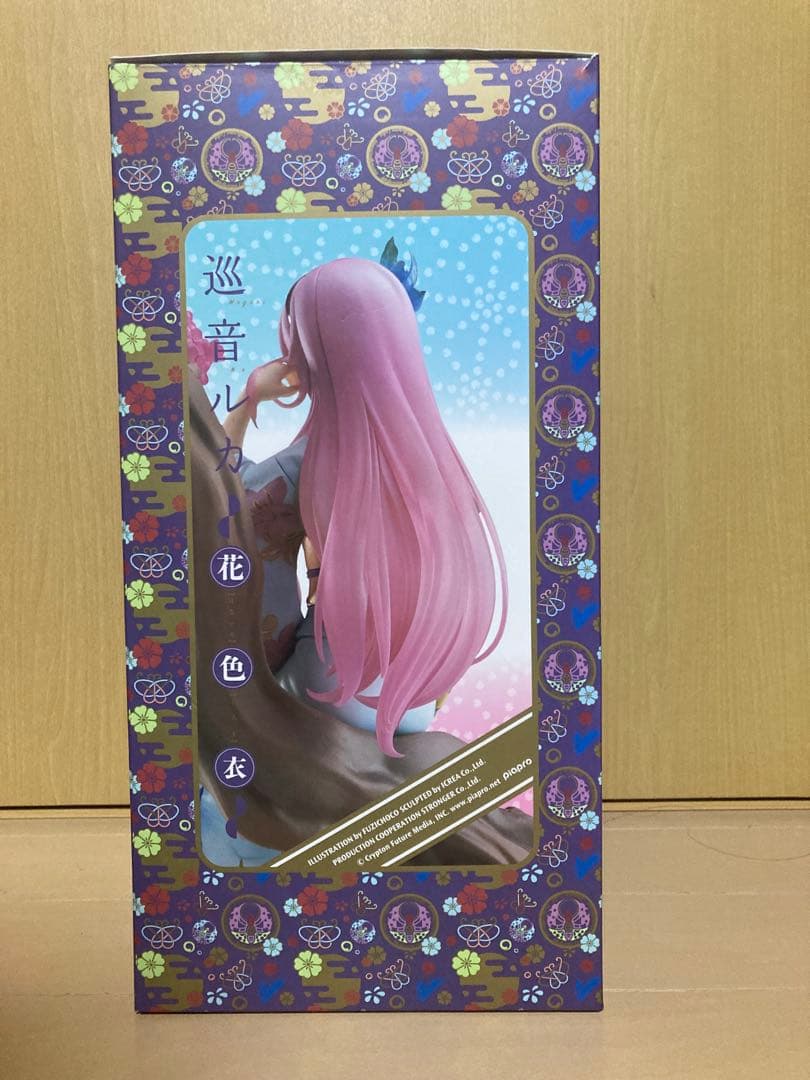 ストロンガー VOCALOID 巡音ルカ 花色衣　1/8 スケール　フィギュア
