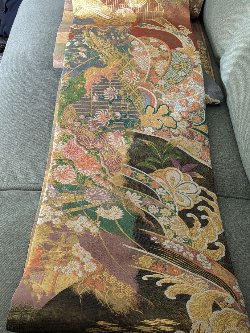 お値引き価格　袋帯 正絹　長さ460cm弱全通　振袖訪問着など