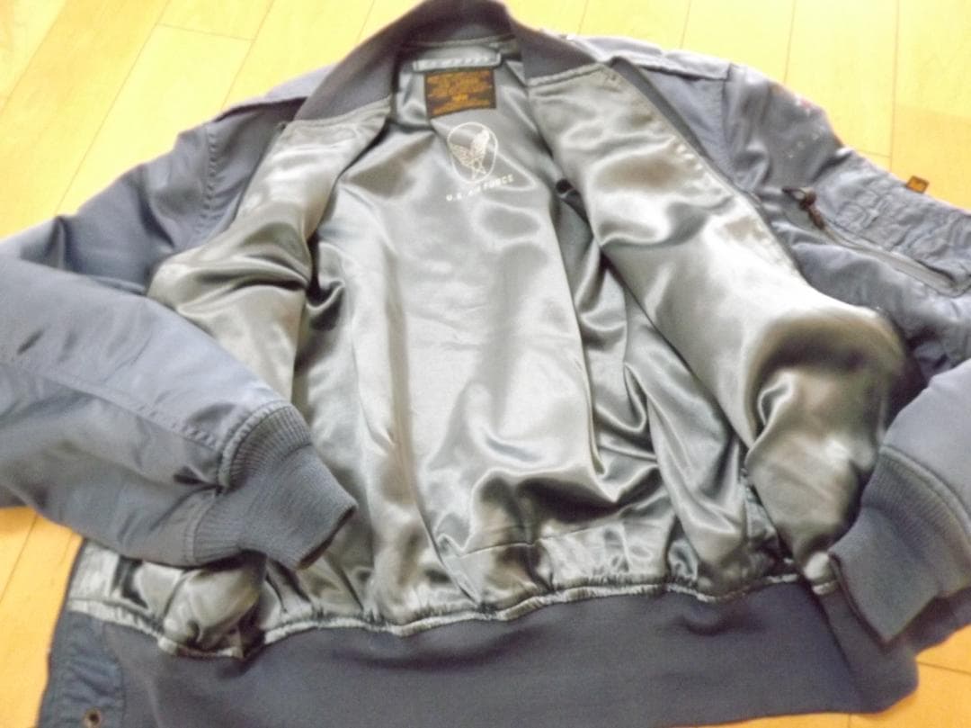 サヤカデイビスです。