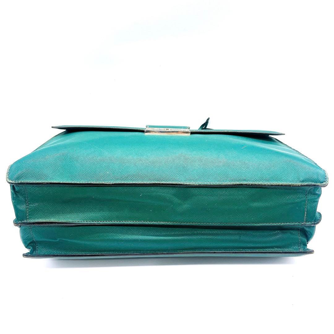 PRADA プラダ　メンズ　レザー　ビジネスバッグ　ブリーフケース　緑