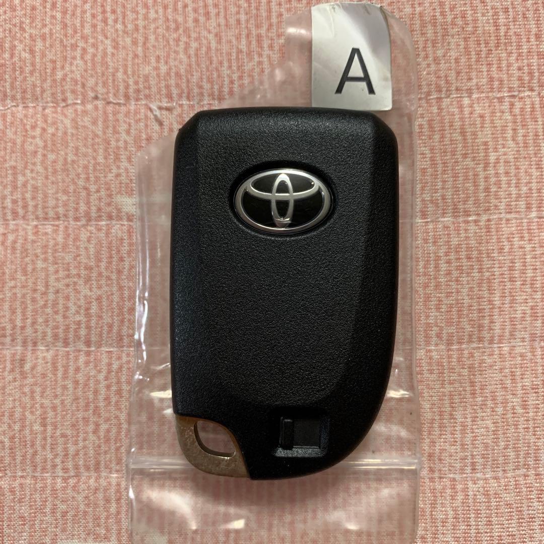 トヨタ　ハイエース　007-AF0105 スマートキー　200系　未使用