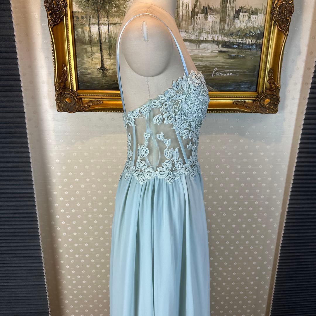 ミントグリーン刺繍スリーブレスロングドレス