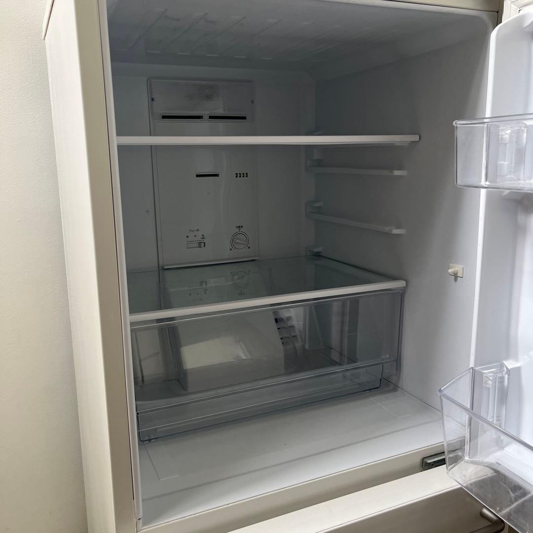 ホワイト冷蔵庫 上下冷却タイプ