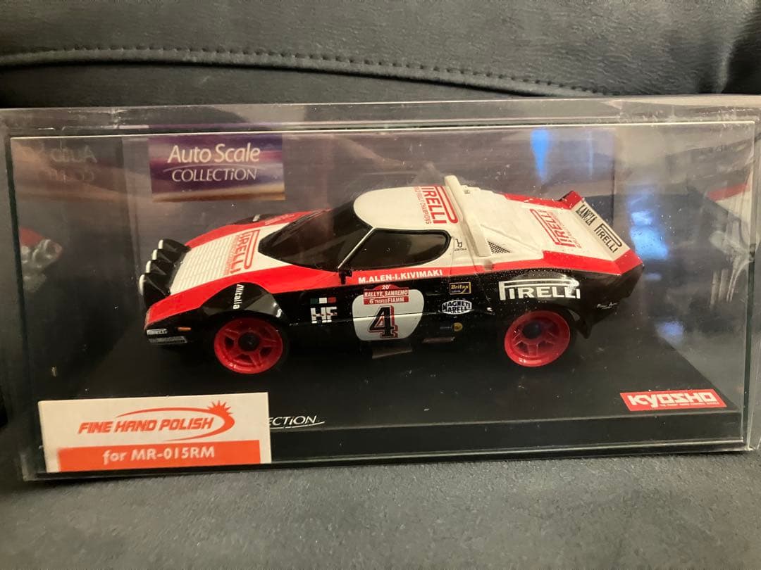 京商　ミニッツ　ランチアストラトス　ボディー