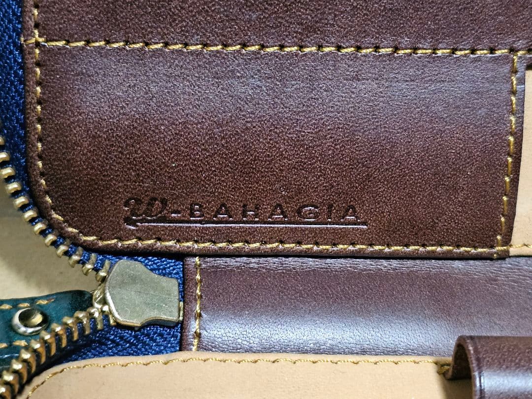 バハギア　ペンケース　ラウンドジップ型　プエブロ　オルテンシア