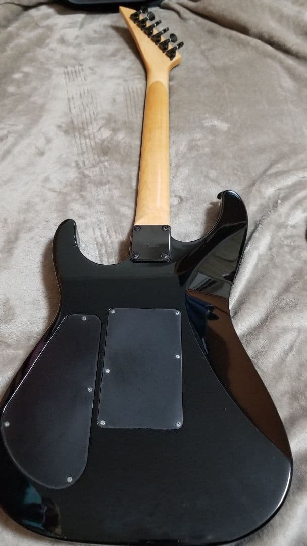 Jackson Stars DK-BN03 TBL日本製。フロイドローズタイプ