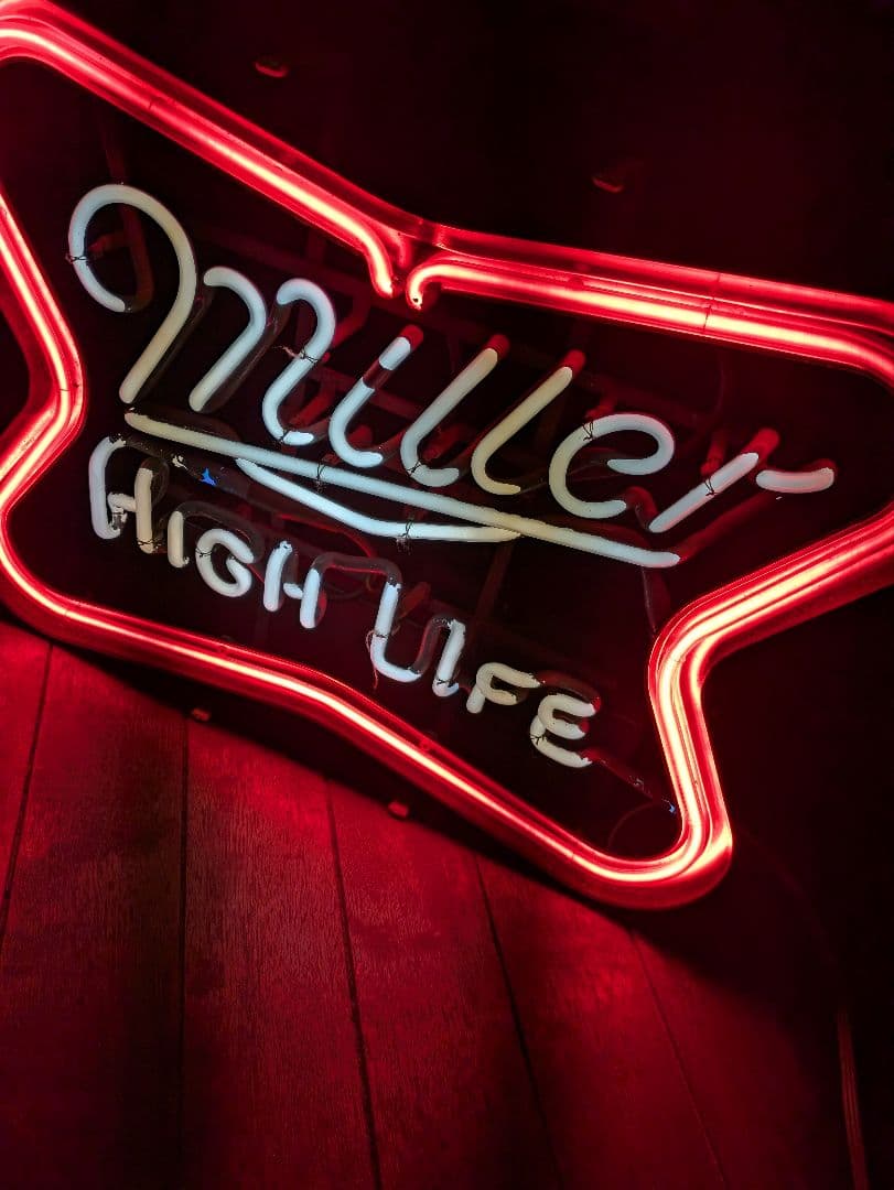 C*!様 70s　ネオンサイン Miller ビール　neon sign bee