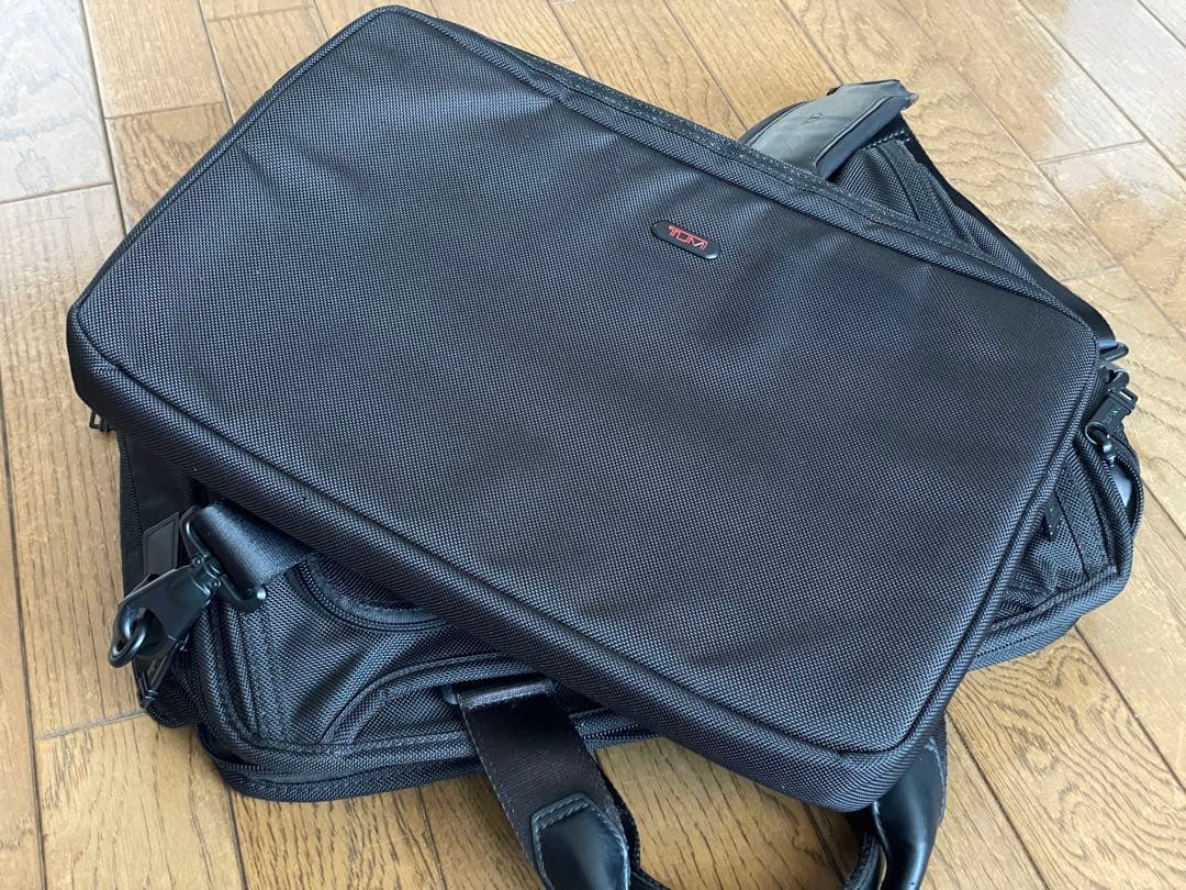 TUMI トゥミ ALPHA 2WAY エクスパンダブル ブリーフケース
