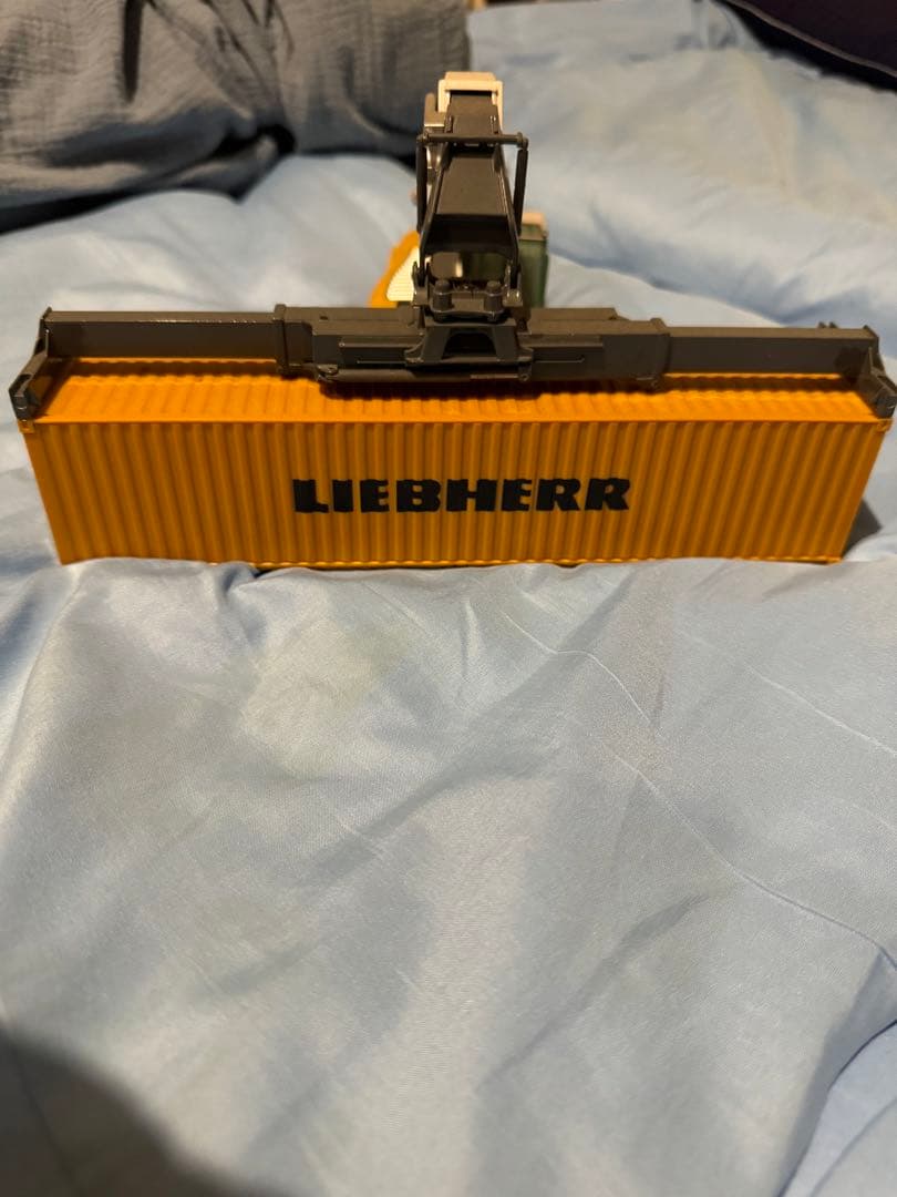 Liebherr ミニカー コンテナ付き 1/50