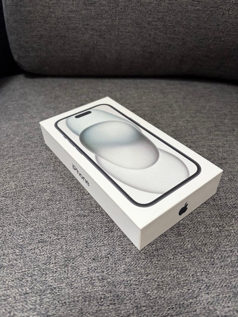 【超美品】 iPhone 15 本体 ブラック 128 GB