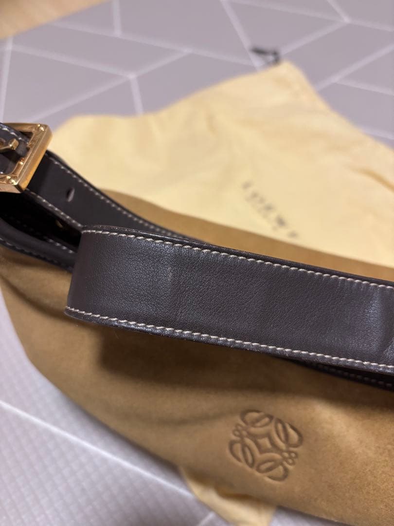 LOEWE ワンショルダーバッグ ベージュ/ブラウン