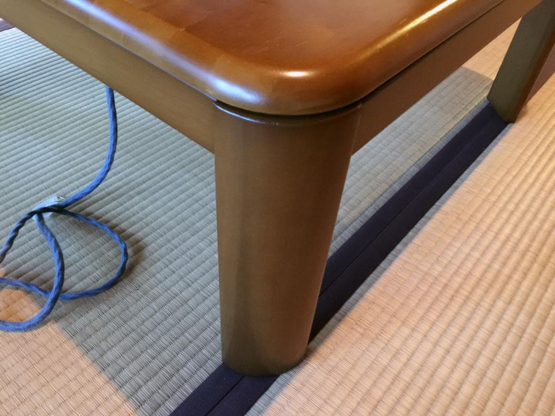 三菱電機 家具調コタツ 天然木ウレタン樹脂塗装 正方形 550W