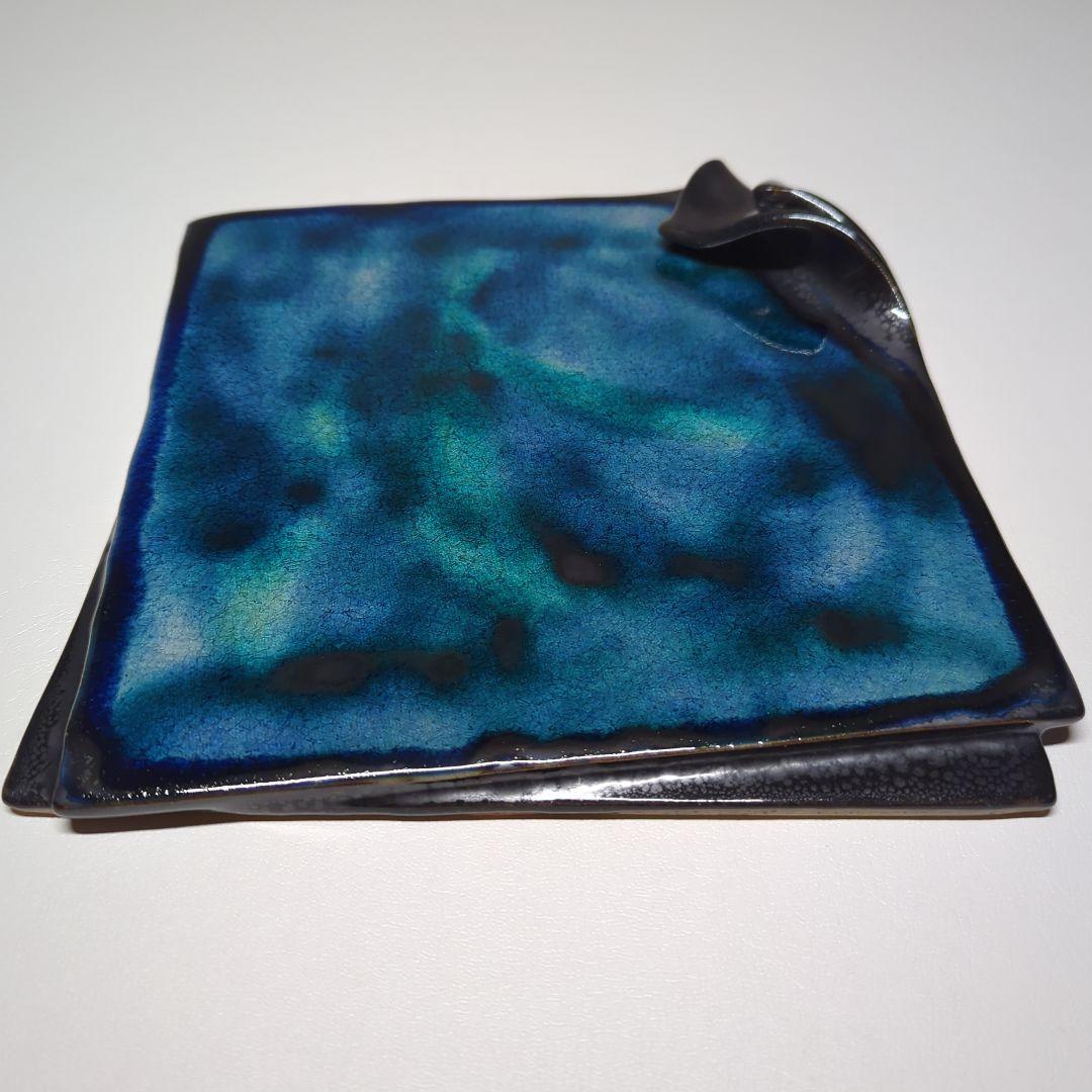 陶芸　石垣焼窯元　石垣ブルー　隅折れ角皿プレート　インテリア雑貨　飾り皿