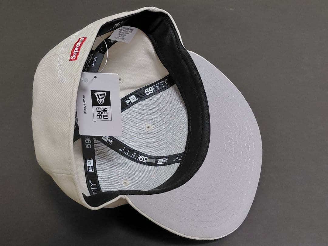 【新品未着用】Supreme　Gold Cross　S Logo　New Era