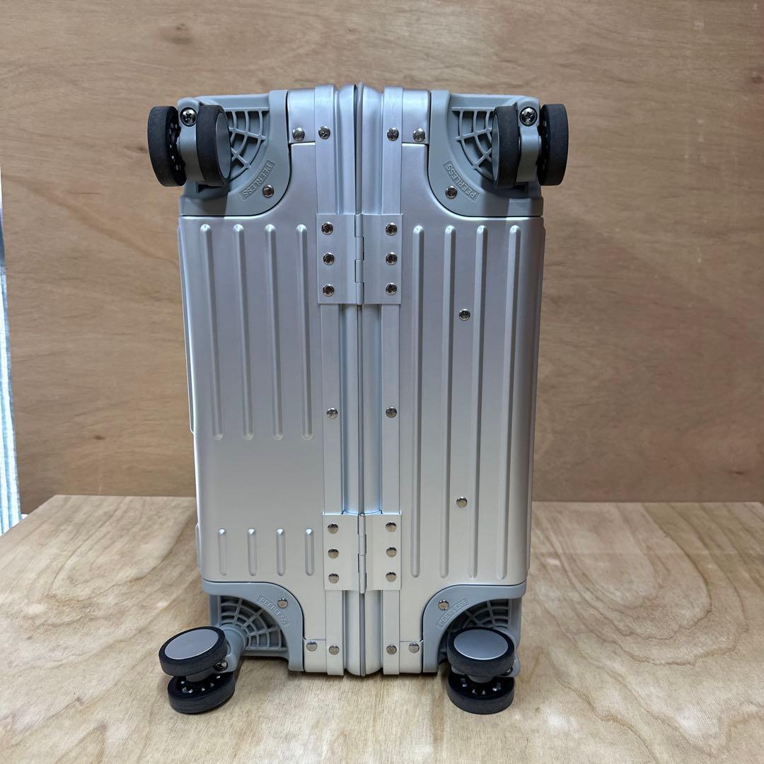innovator inv1611 ４２Ｌシルバー アルミニウム キャリーケース
