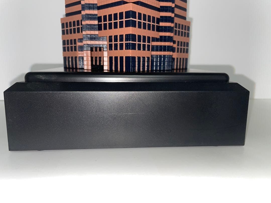 【ダイ・ハード】ナカトミプラザ フィギュア(ヴィランカード付き)