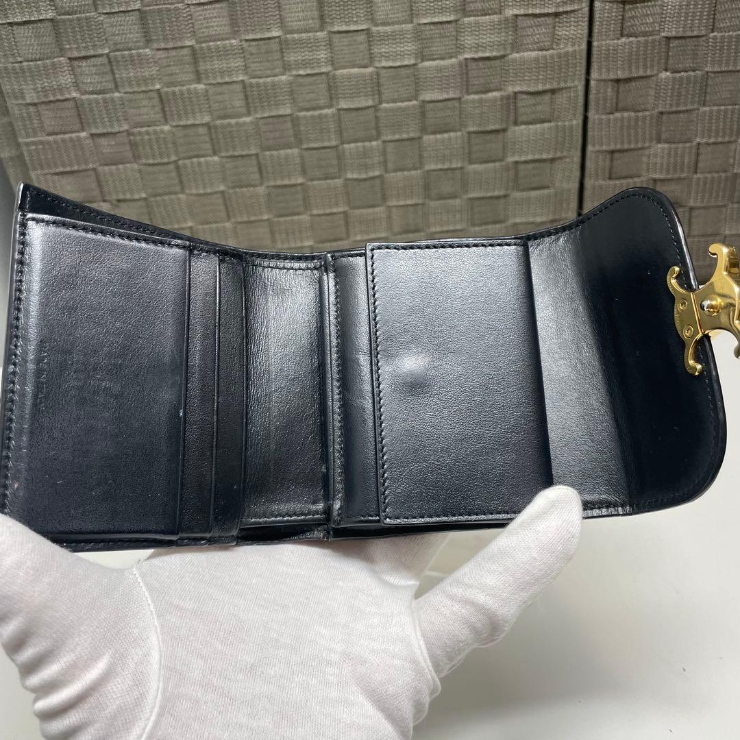 R*♡様 CELINE トリオンフ　ブラック　三つ折り財布 ゴールドロゴ