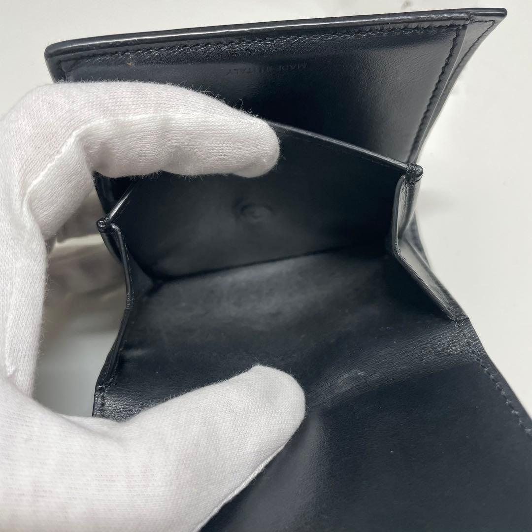 R*♡様 CELINE トリオンフ　ブラック　三つ折り財布 ゴールドロゴ