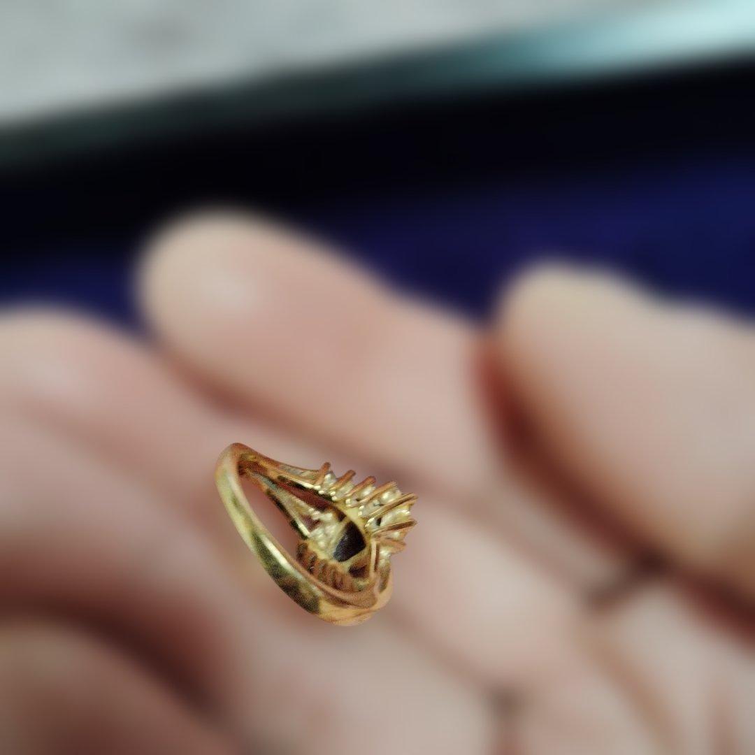 紫色の中心石 花デザインリング