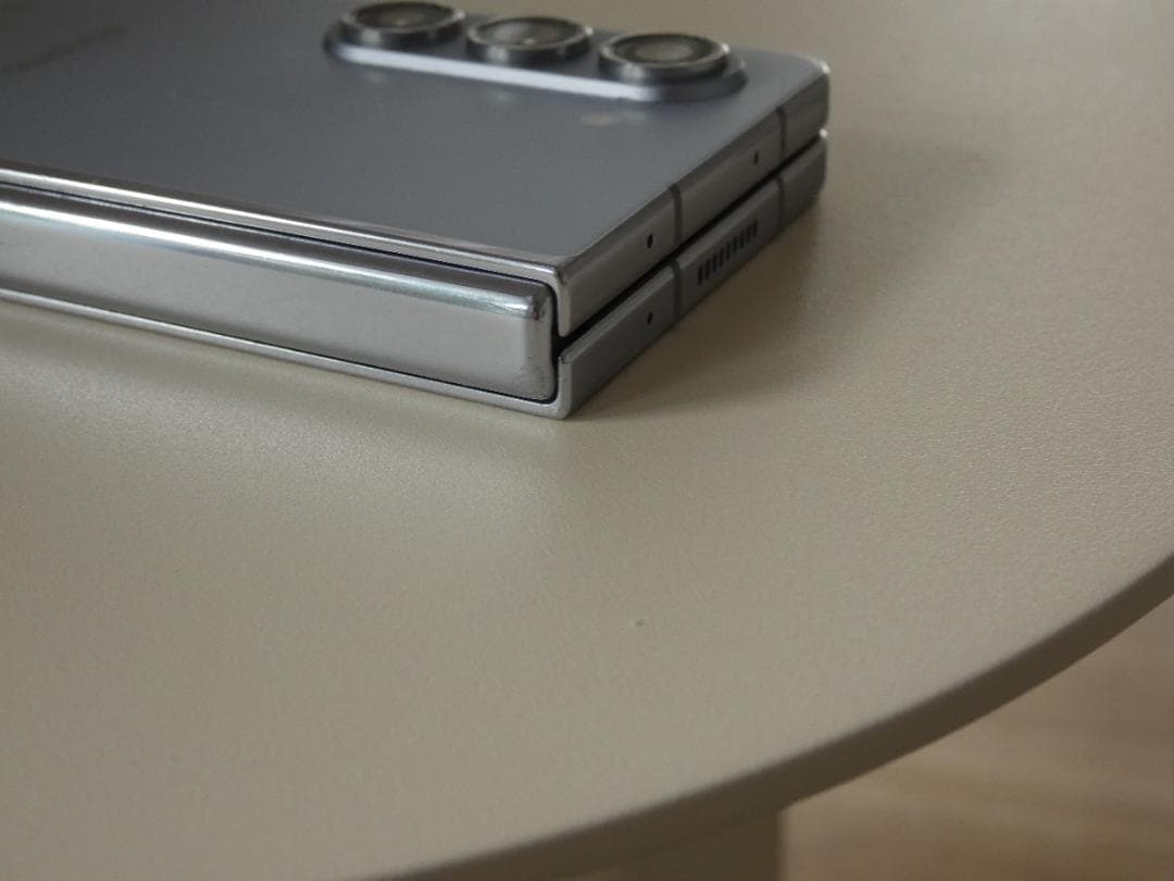 Galaxy Z Fold 5 docomo ブラック 本体