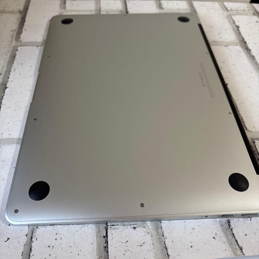 凜*様 美品 MacBook Air 2017 充電器あり