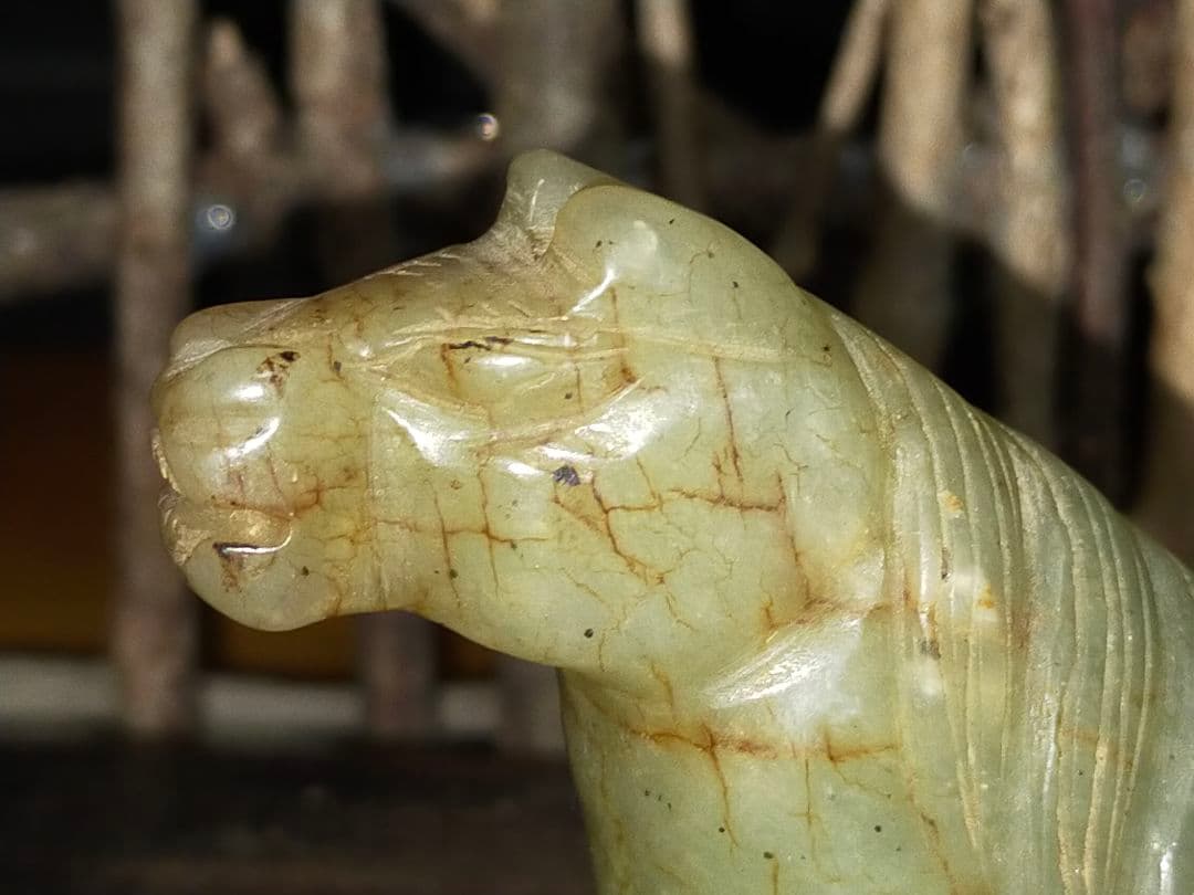 ♥値下げ！♥　中国　玉製　彫刻　馬　石製　置物　骨董　古玩