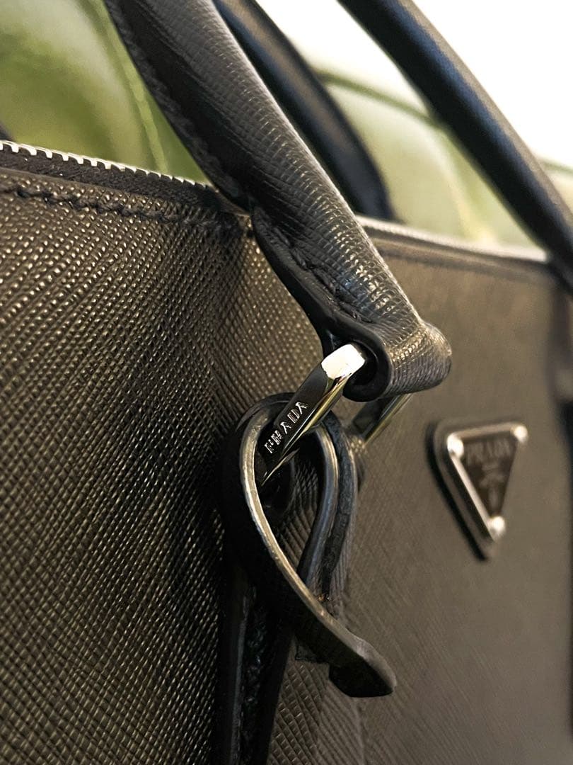 【あや】PRADA 2VG030 SAFFIANO TRAVEL バッグ