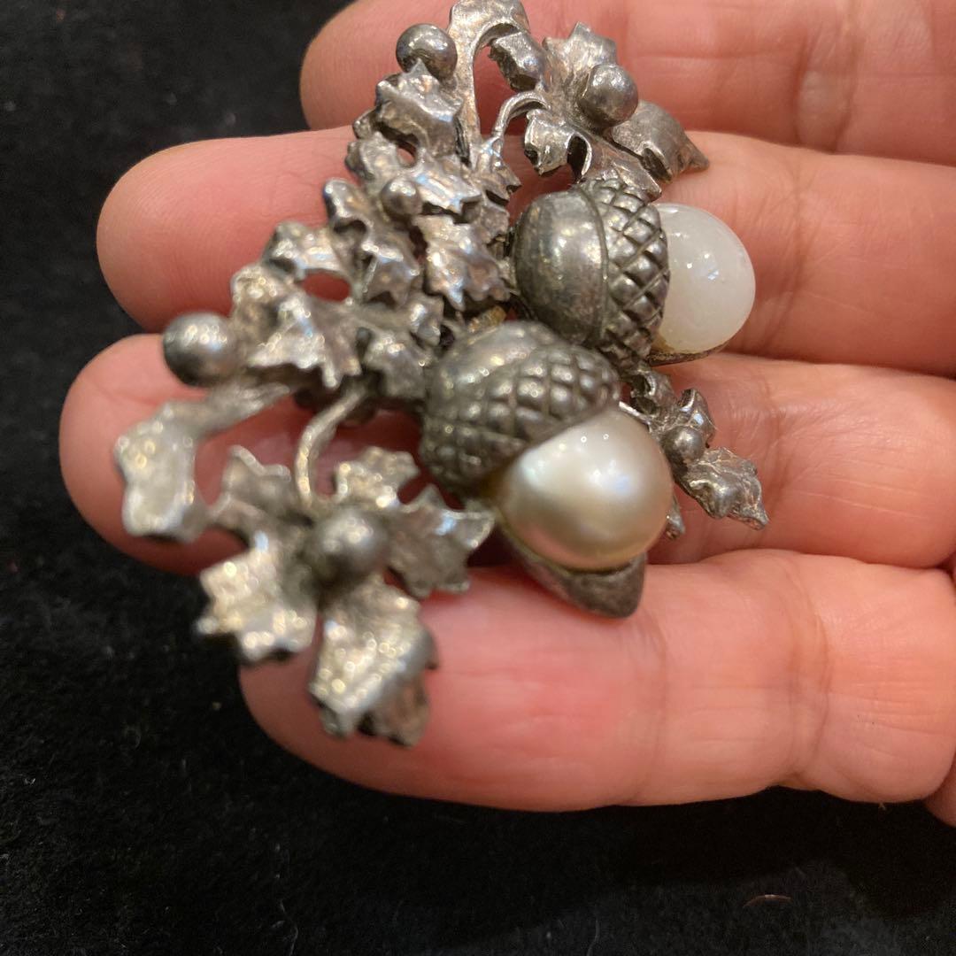 Paul Sargent 24Kプレート　どんぐりのブローチ